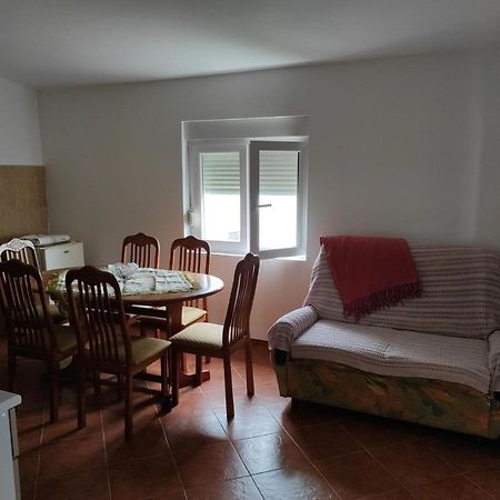 Boki Family Home De Lux บาร์ ภายนอก รูปภาพ