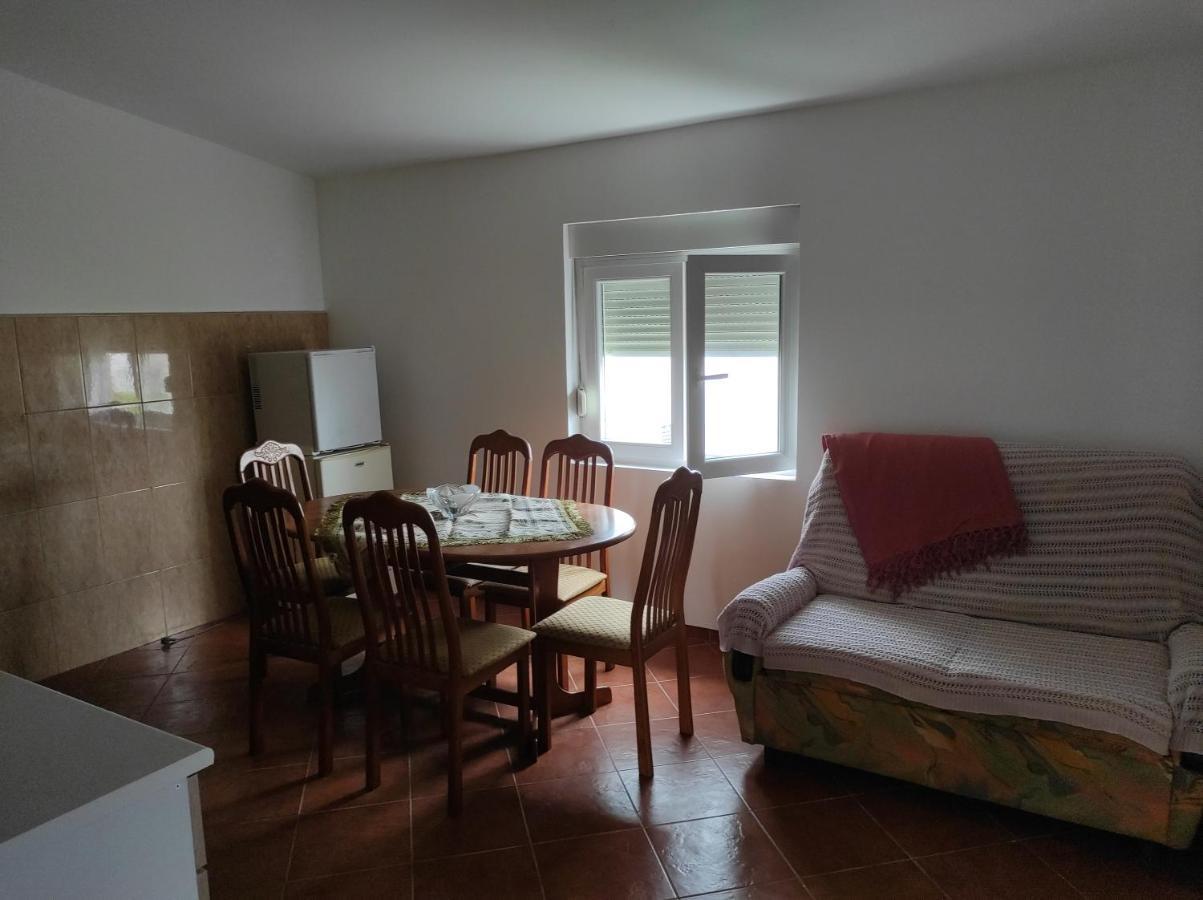 Boki Family Home De Lux บาร์ ภายนอก รูปภาพ