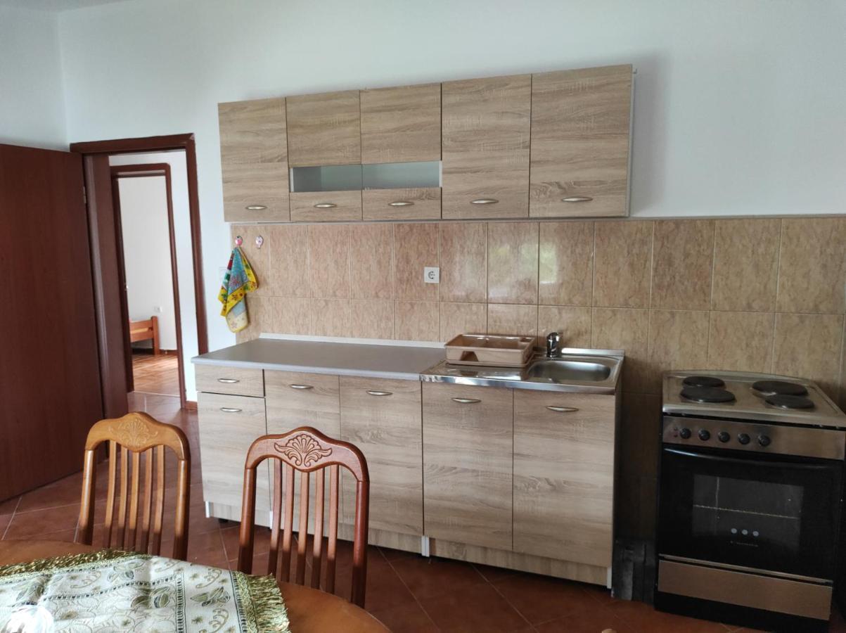 Boki Family Home De Lux บาร์ ภายนอก รูปภาพ